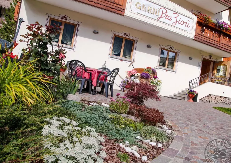 Viešbutis „PRA FIORI GARNI HOTEL“