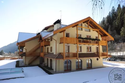 Viešbutis „HOLIDAYS DOLOMITI APARTMENT RESORT“