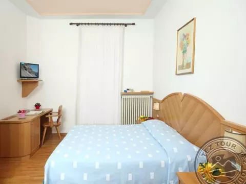 Viešbutis „PINZOLO DOLOMITI HOTEL“