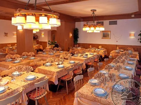 Viešbutis „PINZOLO DOLOMITI HOTEL“