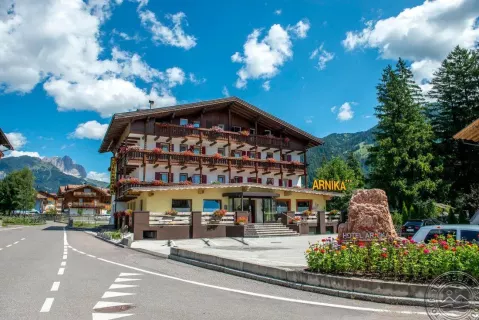Viešbutis „ARNIKA MOVE HOTEL“