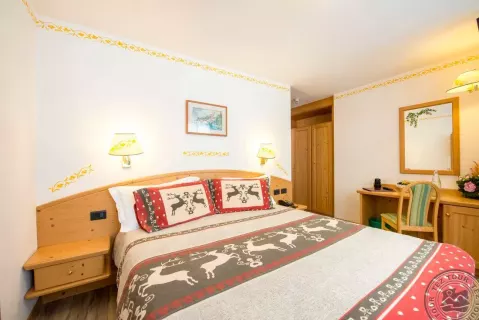 Viešbutis „VILLA ROSELLA HOTEL“