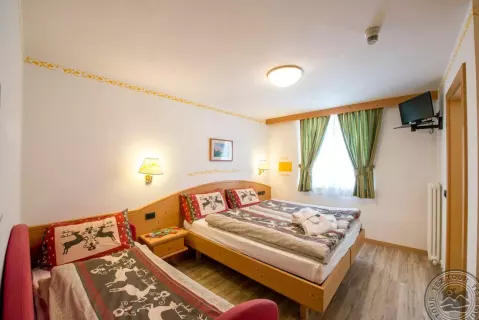 Viešbutis „VILLA ROSELLA HOTEL“