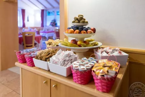 Viešbutis „VILLA ROSELLA HOTEL“