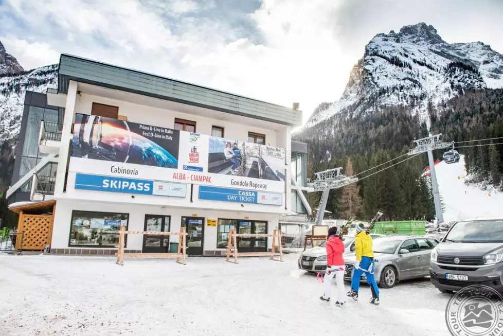 Viešbutis „VILLA ROSELLA HOTEL“