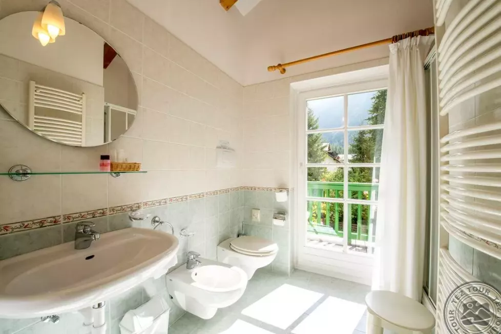 Viešbutis „VILLA ROSELLA HOTEL“