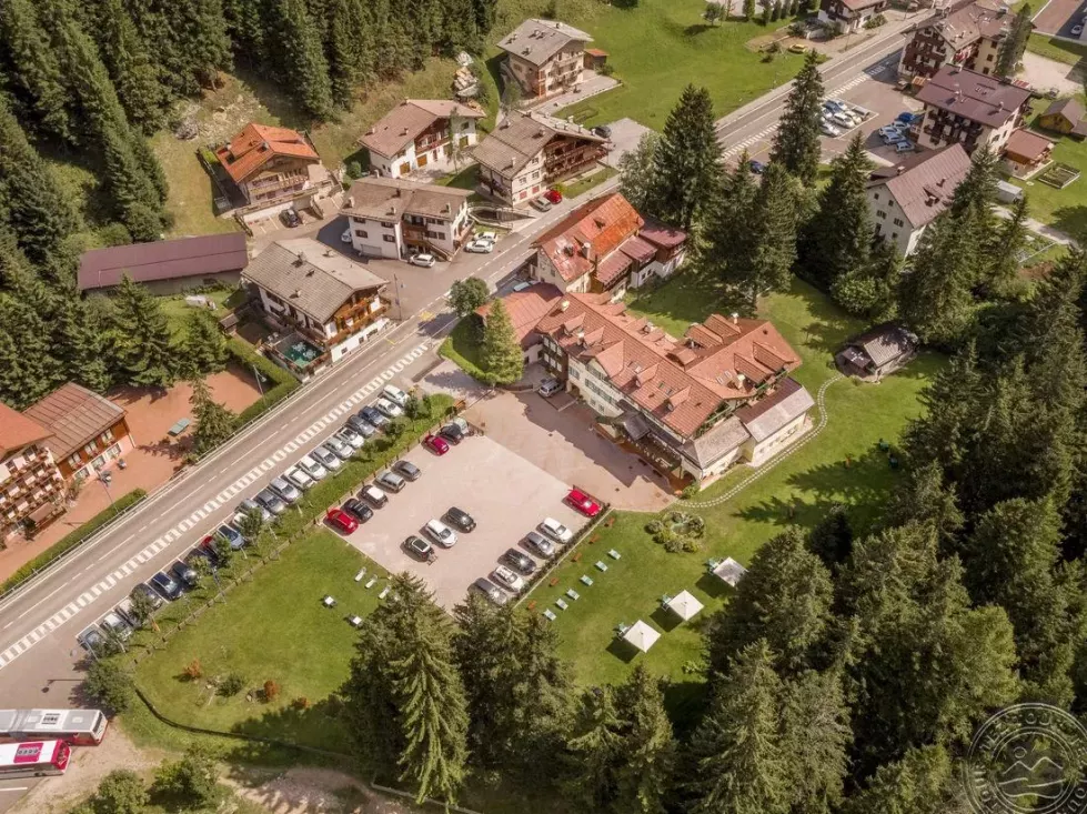 Viešbutis „VILLA ROSELLA HOTEL“