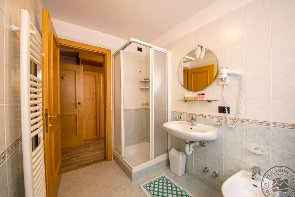 Viešbutis „VILLA ROSELLA HOTEL“