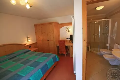 Viešbutis „LAURIN HOTEL“