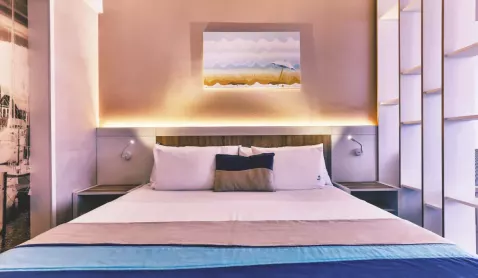 Viešbutis „CARINE HOTEL DELFIN“ (Bijela, Tivatas, Juodkalnija)