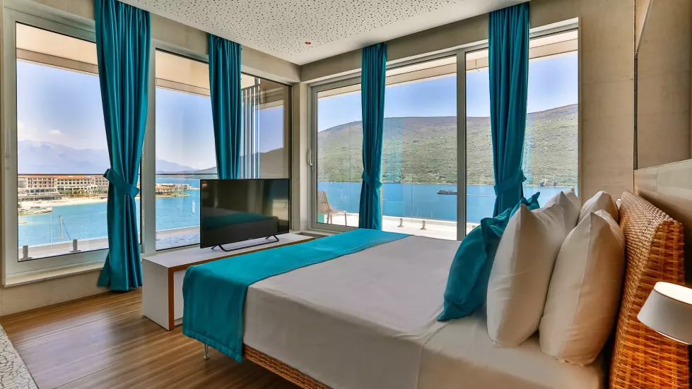 Viešbutis „CARINE HOTEL KUMBOR“ (Kumboras, Tivatas, Juodkalnija)
