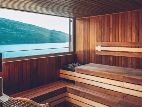 Viešbutis „CARINE HOTEL KUMBOR“ (Kumboras, Tivatas, Juodkalnija)