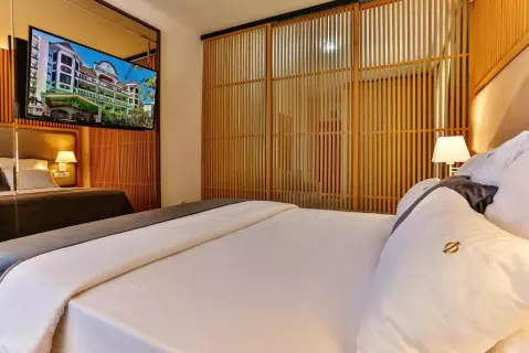 Viešbutis „DVOR KORNIC BY AYCON“ (Budva, Tivatas, Juodkalnija)