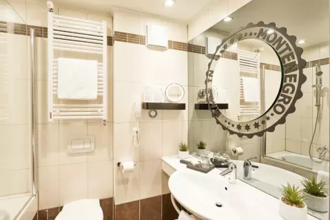 Viešbutis „EUROSTARS QUEEN OF MONTENEGRO“ (Bečiči, Tivatas, Juodkalnija)