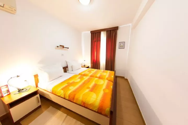 Viešbutis „FINESO“ (Budva, Tivatas, Juodkalnija)