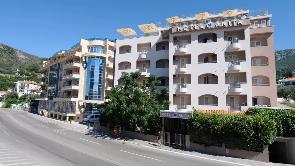 Viešbutis „HOTEL ANITA BECICI“ (Bečiči, Tivatas, Juodkalnija)