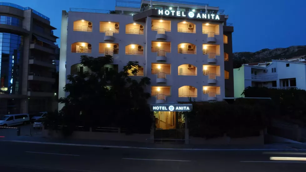 Viešbutis „HOTEL ANITA BECICI“ (Bečiči, Tivatas, Juodkalnija)