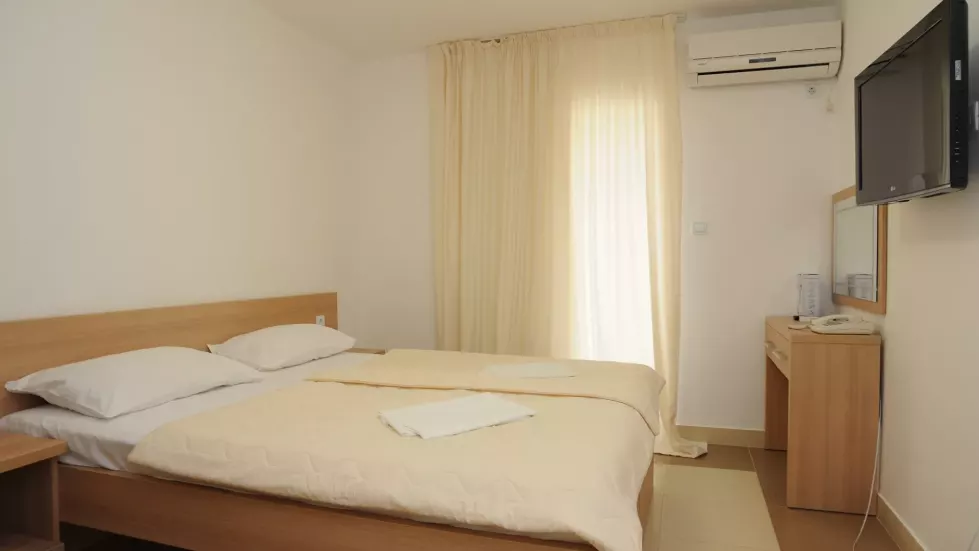 Viešbutis „HOTEL ANITA BECICI“ (Bečiči, Tivatas, Juodkalnija)