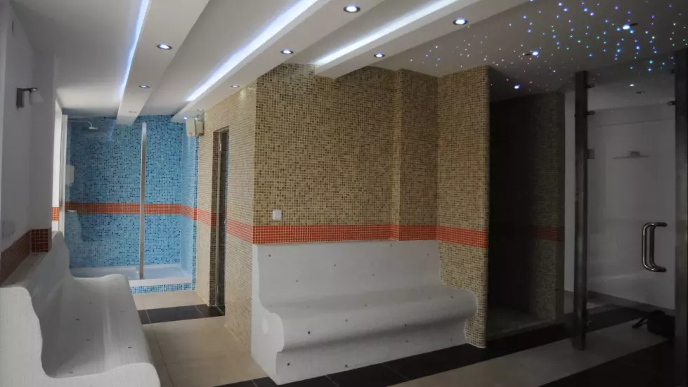 Viešbutis „HOTEL ANITA BECICI“ (Bečiči, Tivatas, Juodkalnija)