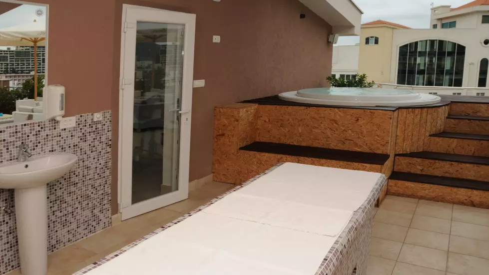 Viešbutis „HOTEL ANITA BECICI“ (Bečiči, Tivatas, Juodkalnija)