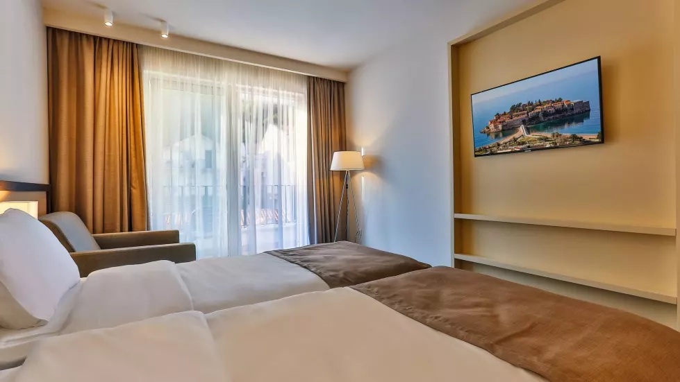 Viešbutis „HOTEL BONO BY AYCON“ (Bečiči, Tivatas, Juodkalnija)