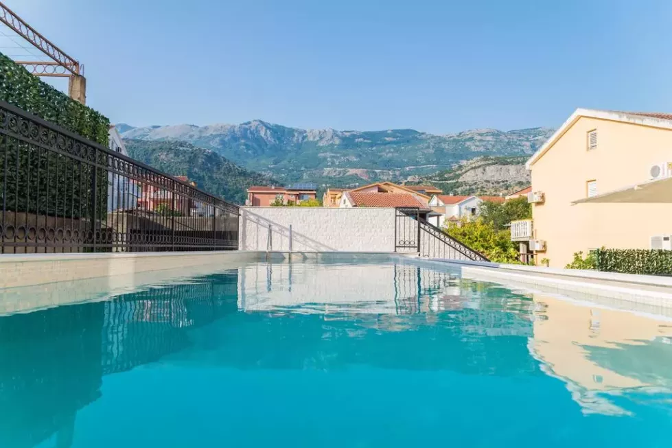 Viešbutis „HOTEL KADMO BY AYCON“ (Budva, Tivatas, Juodkalnija)