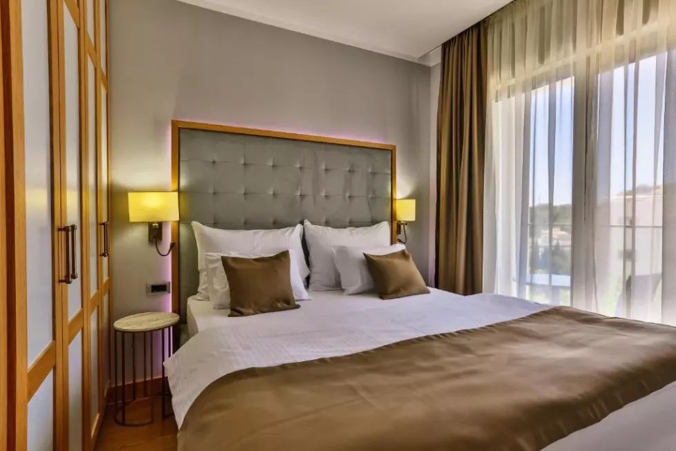 Viešbutis „HOTEL LUSSO MARE BY AYCON“ (Bečiči, Tivatas, Juodkalnija)
