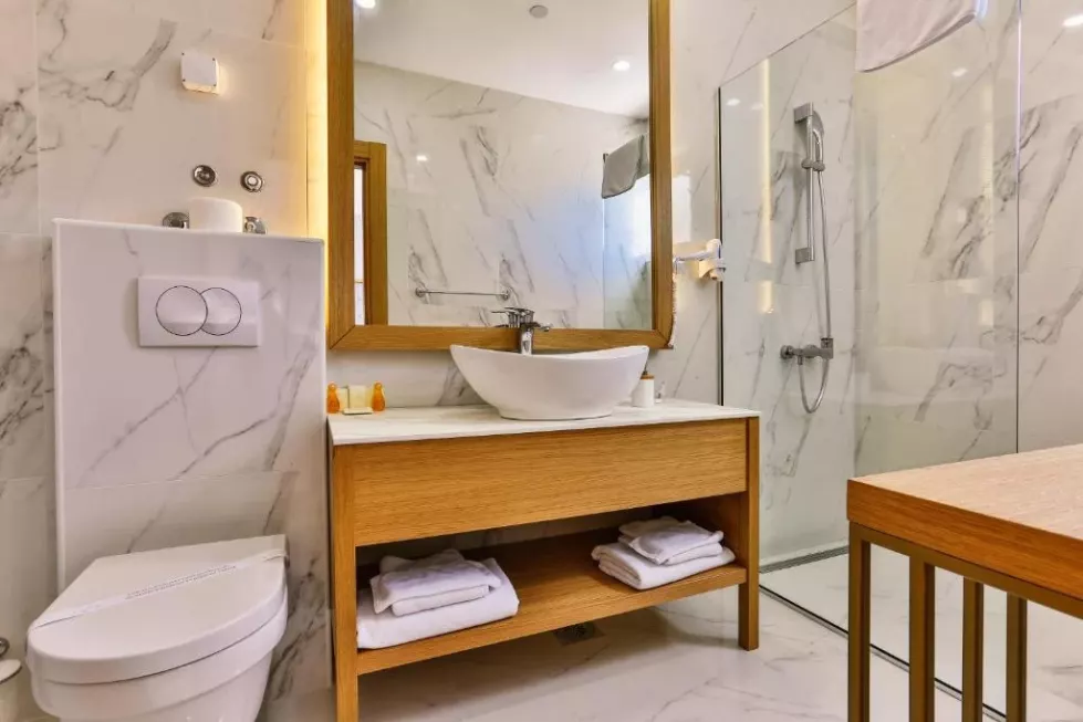 Viešbutis „HOTEL LUSSO MARE BY AYCON“ (Bečiči, Tivatas, Juodkalnija)