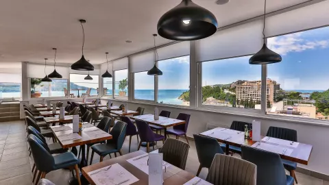 Viešbutis „HOTEL LUSSO MARE BY AYCON“ (Bečiči, Tivatas, Juodkalnija)