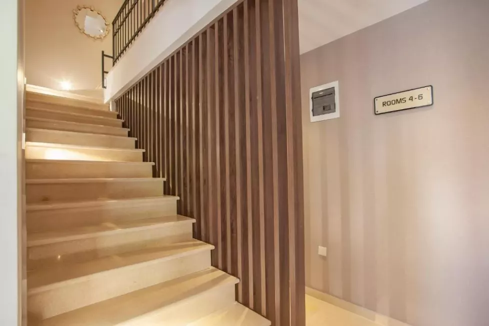 Viešbutis „HOTEL TWELVE BY AYCON“ (Budva, Tivatas, Juodkalnija)