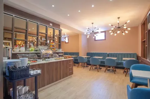 Viešbutis „HOTEL TWELVE BY AYCON“ (Budva, Tivatas, Juodkalnija)