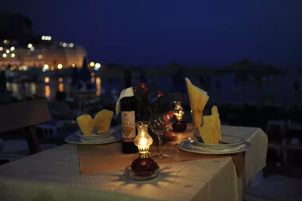 Viešbutis „OBALA“ (Rafailoviči, Tivatas, Juodkalnija)