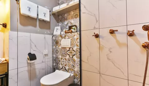 Viešbutis „TATE BY AYCON“ (Budva, Tivatas, Juodkalnija)