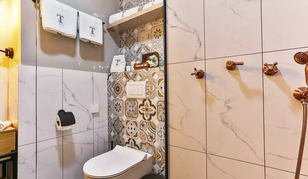 Viešbutis „TATE BY AYCON“ (Budva, Tivatas, Juodkalnija)