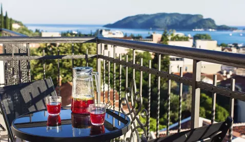 Viešbutis „TATE BY AYCON“ (Budva, Tivatas, Juodkalnija)