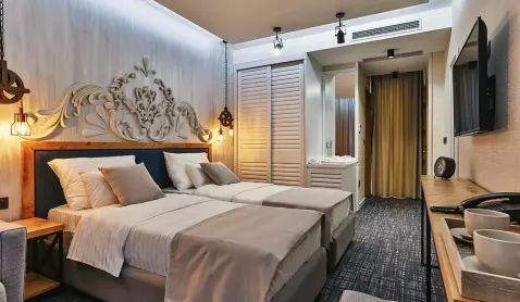 Viešbutis „TATE BY AYCON“ (Budva, Tivatas, Juodkalnija)