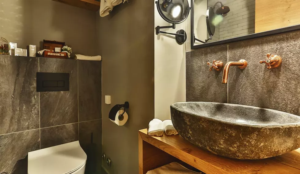 Viešbutis „TATE BY AYCON“ (Budva, Tivatas, Juodkalnija)