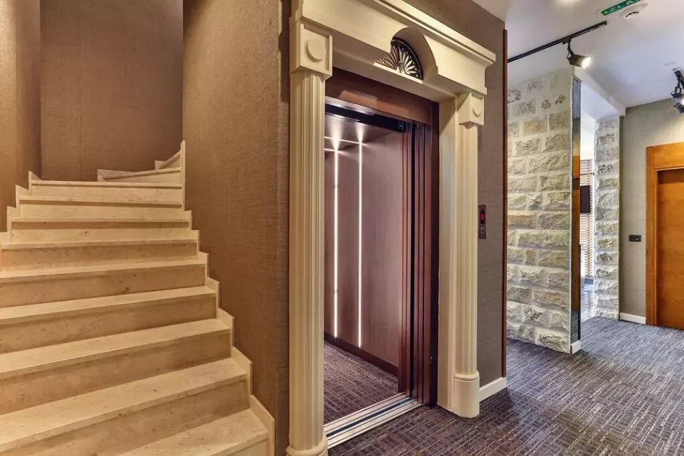 Viešbutis „TATE BY AYCON“ (Budva, Tivatas, Juodkalnija)