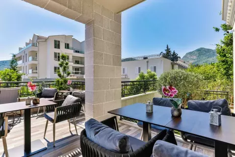 Viešbutis „TATE BY AYCON“ (Budva, Tivatas, Juodkalnija)