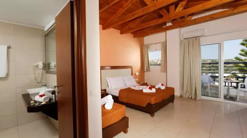 Viešbutis „AGRABELLA“ (Chersonisas, Kreta, Graikija)