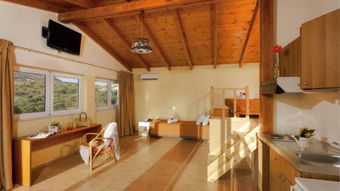 Viešbutis „AGRABELLA“ (Chersonisas, Kreta, Graikija)