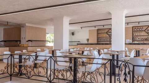 Viešbutis „AZURE MARE HOTEL“ (Chersonisas, Kreta, Graikija)