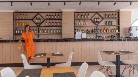 Viešbutis „AZURE MARE HOTEL“ (Chersonisas, Kreta, Graikija)