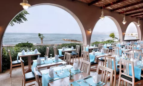 Viešbutis „BLUE SEA BEACH AFFILIATED BY MELIA“ (Stalida, Kreta, Graikija)