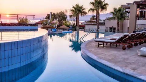 Viešbutis „BLUE SEA BEACH AFFILIATED BY MELIA“ (Stalida, Kreta, Graikija)
