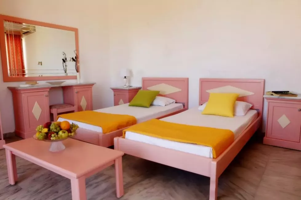 Viešbutis „FERENIKI HOTEL“ (Georgioupolis, Kreta, Graikija)