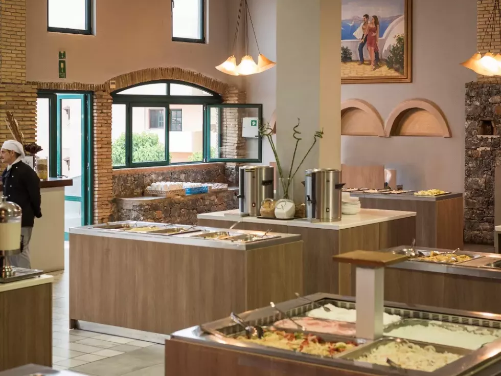 Viešbutis „FERENIKI HOTEL“ (Georgioupolis, Kreta, Graikija)