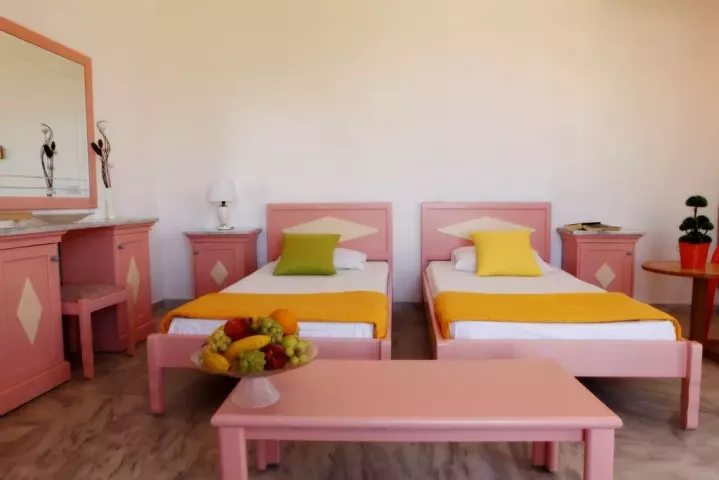 Viešbutis „FERENIKI HOTEL“ (Georgioupolis, Kreta, Graikija)