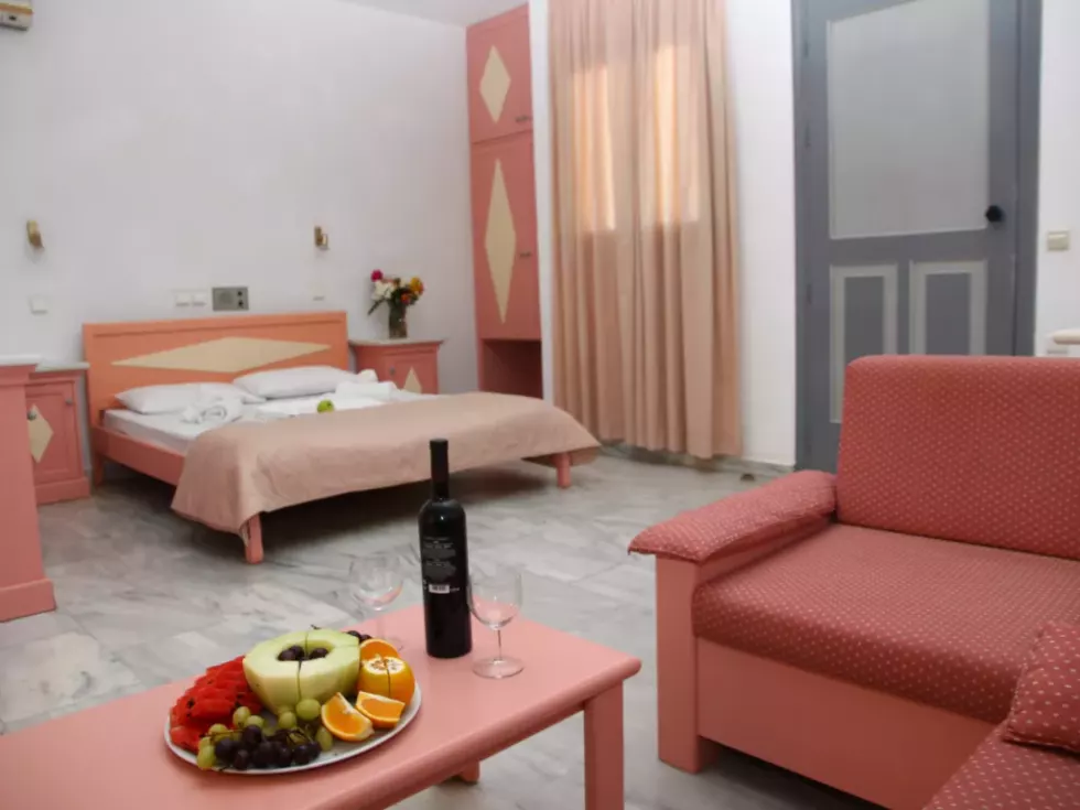 Viešbutis „FERENIKI HOTEL“ (Georgioupolis, Kreta, Graikija)