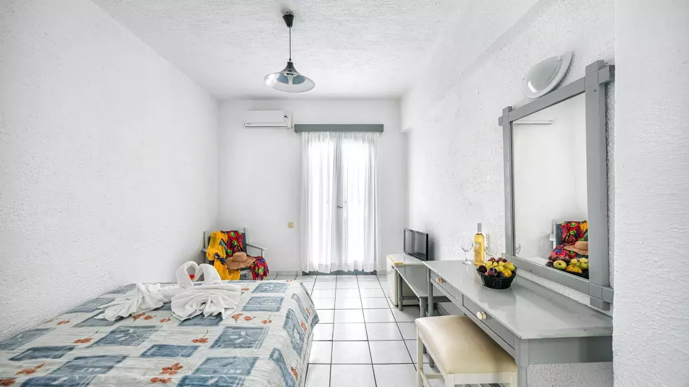 Viešbutis „IRO HOTEL“ (Chersonisas, Kreta, Graikija)